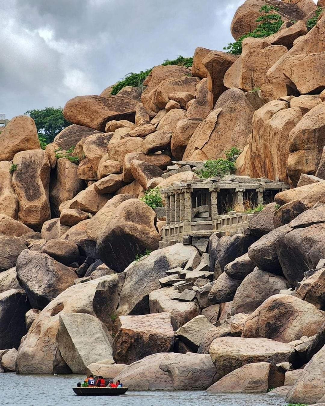 Vinayaka Homestay Hampi Exteriör bild