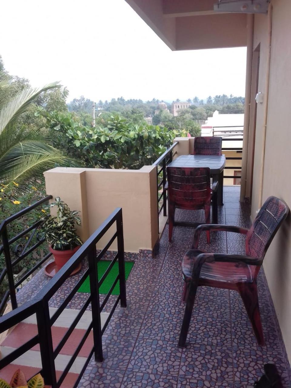 Vinayaka Homestay Hampi Exteriör bild